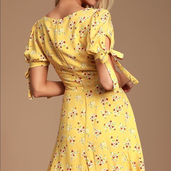 Lulus Camellia Curtsies Yellow Floral Print Skater Dress - Picture 2 of 5